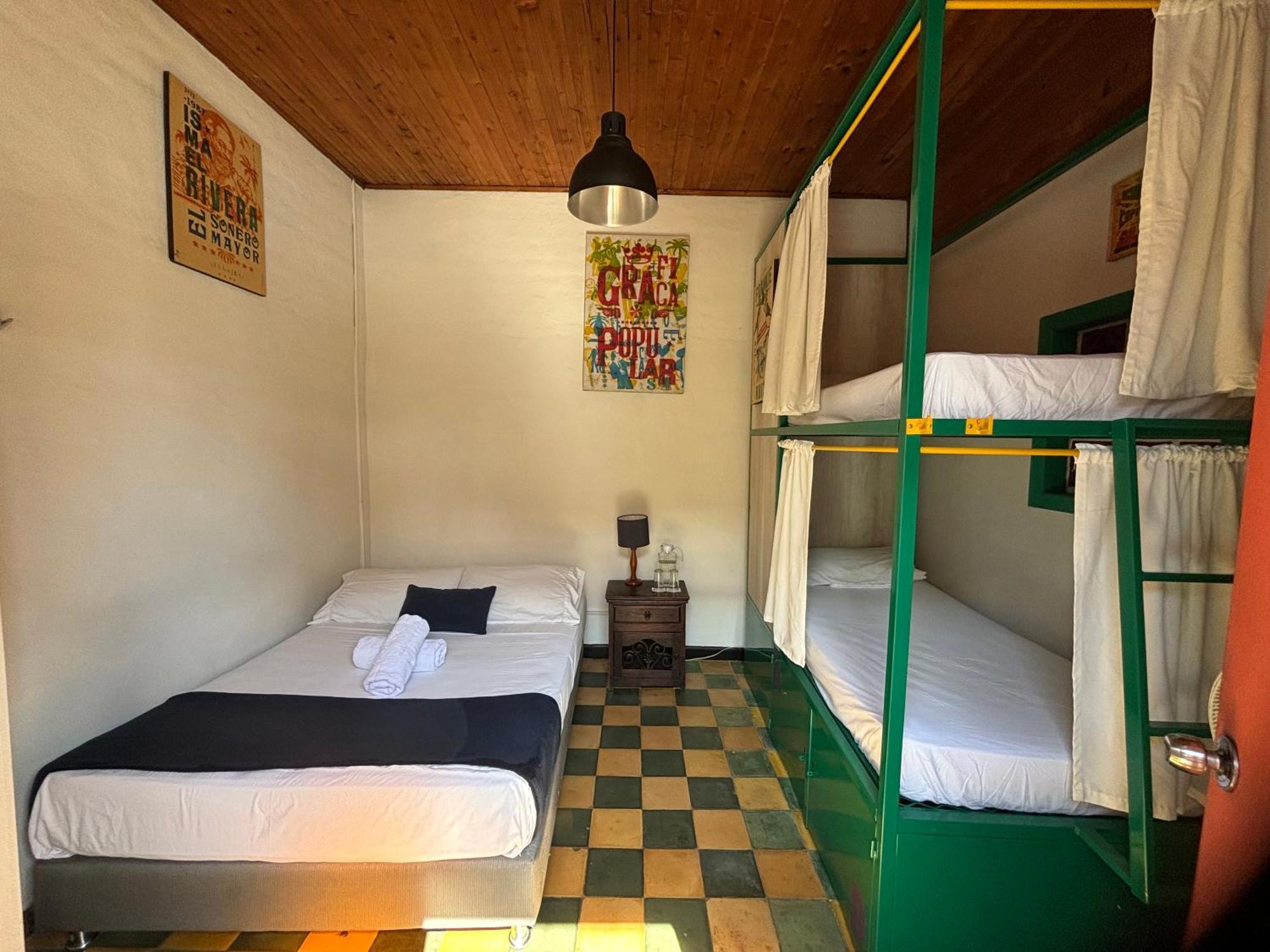 Viajero Hostel Cali & Salsa School Room photo